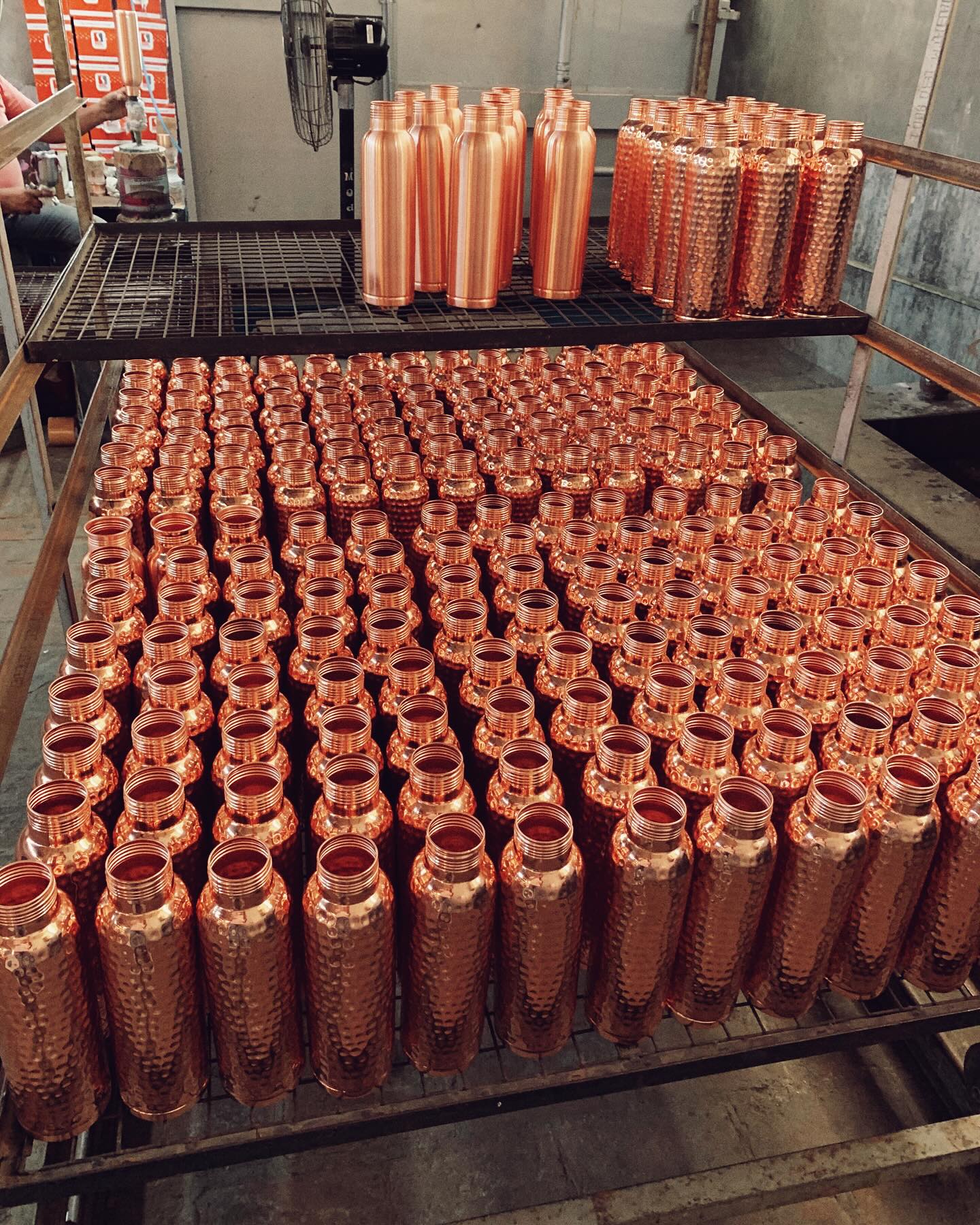 Hammered Pure Copper Water Bottle – 950ml | Handcrafted & Ayurvedic
